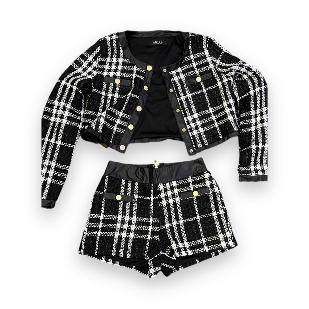 AKIRA | Short set | Size:chacket medium/small short